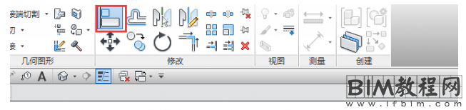 Revit中模型填充图案线与门窗构建对齐及标注的方法